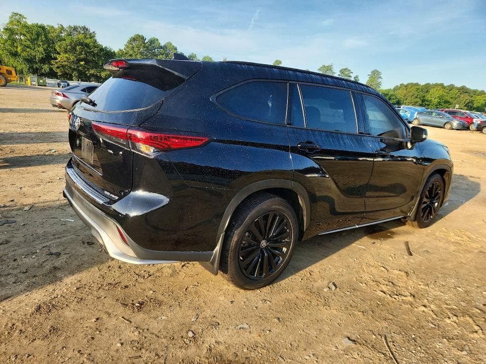 2023 TOYOTA HIGHLANDER XSE 3