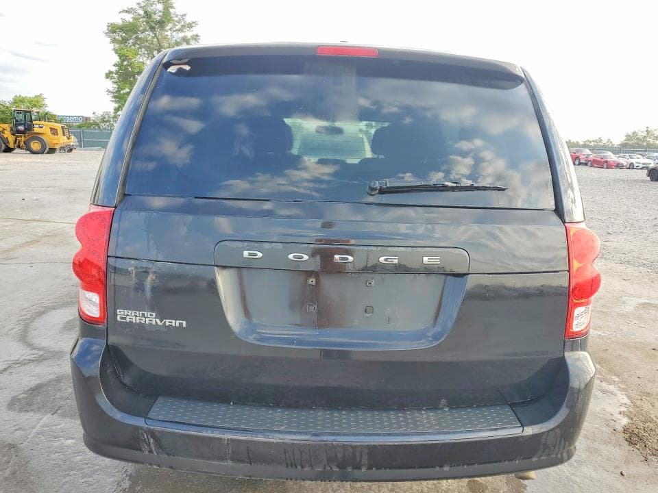 2017 DODGE GRAND CARAVAN SE 6