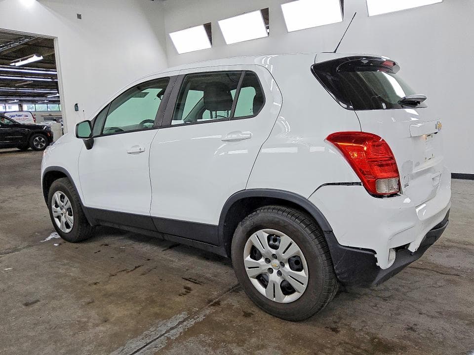 2018 CHEVROLET TRAX LS 2