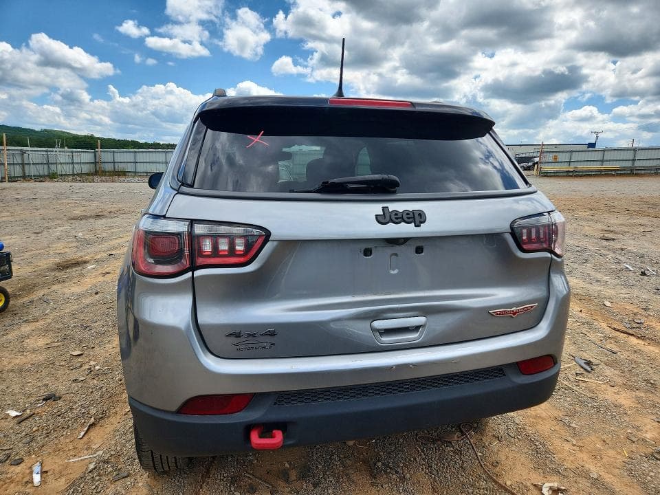 2019 JEEP COMPASS TRAILHAWK 6