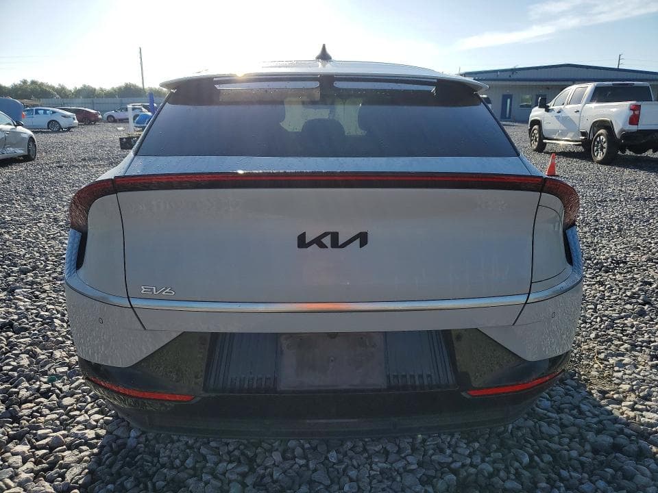 2022 KIA EV6 WIND 6