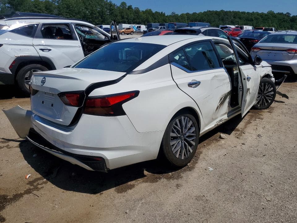 2025 NISSAN ALTIMA SV 3