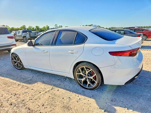 2018 ALFA ROMEO GIULIA TI 2