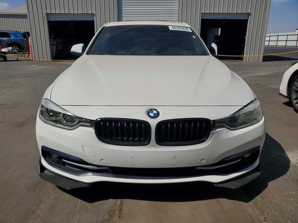 2017 BMW 330E 5