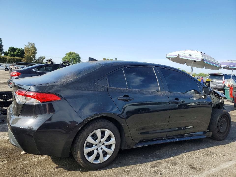 2022 TOYOTA COROLLA LE 3
