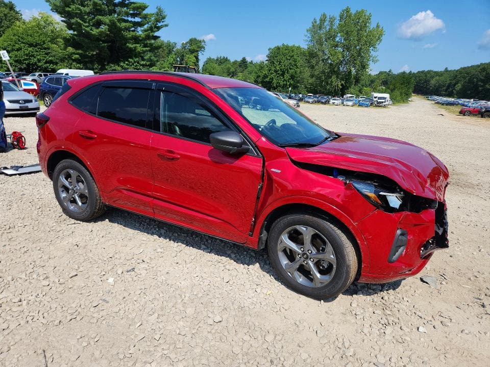 2023 FORD ESCAPE ST LINE 4