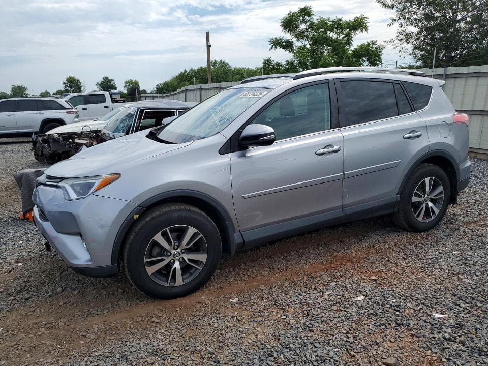 2017 TOYOTA RAV4 XLE - 1