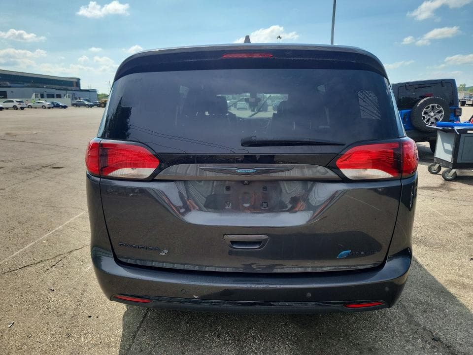 2020 CHRYSLER PACIFICA HYBRID LIMITED 6