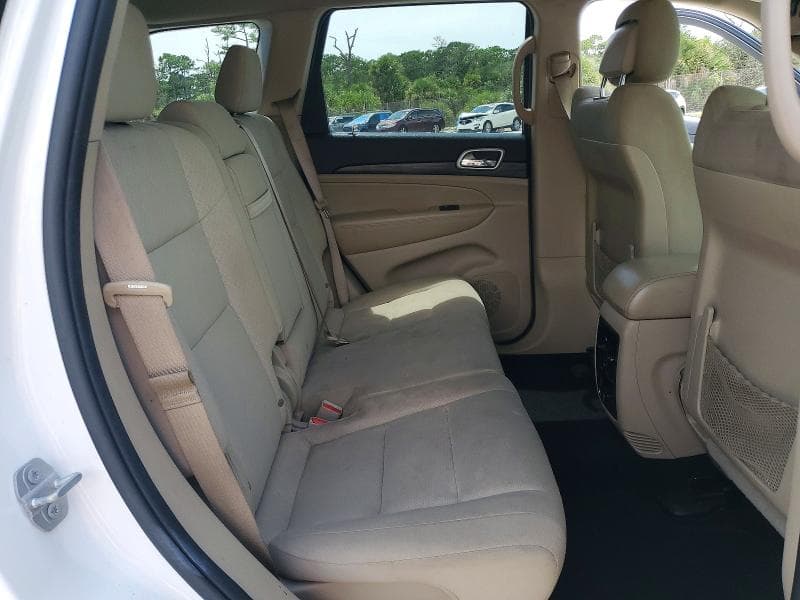2019 JEEP GRAND CHEROKEE LAREDO 11