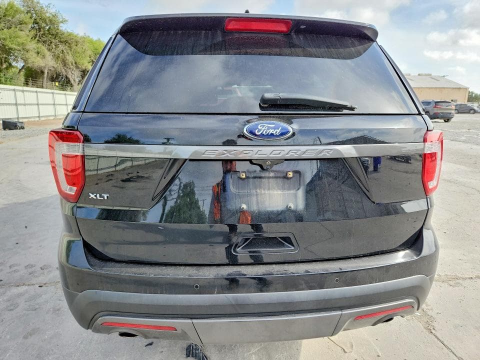 2017 FORD EXPLORER XLT 6