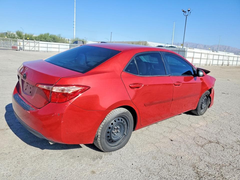 2019 TOYOTA COROLLA LE 3