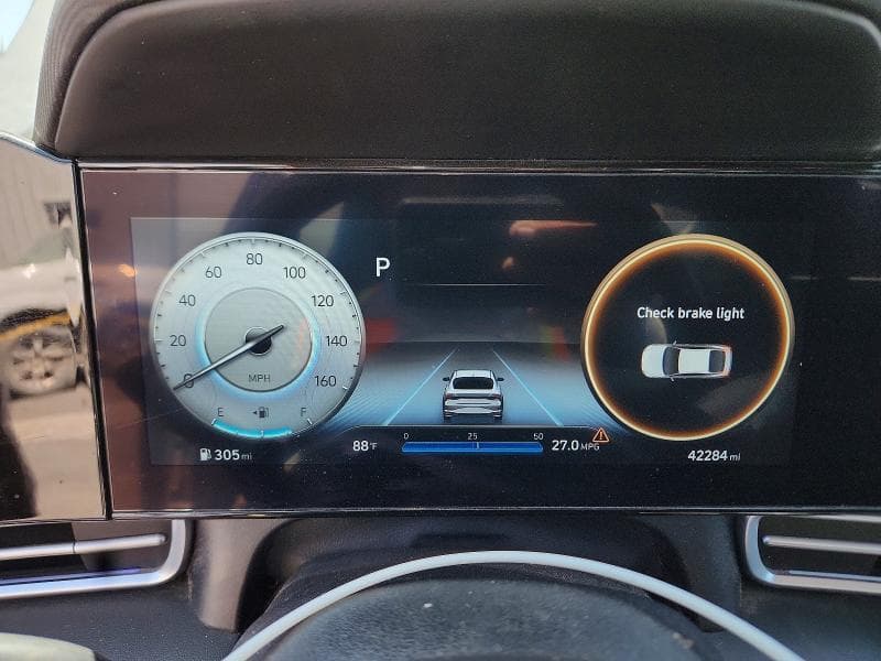 2023 HYUNDAI ELANTRA LIMITED 9
