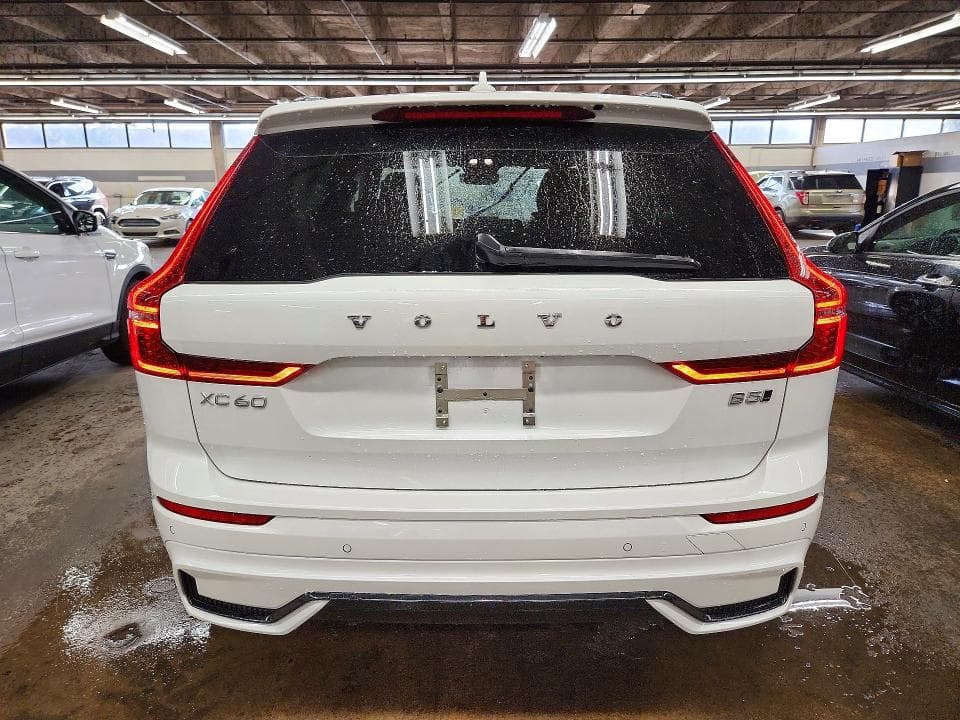 2026 VOLVO XC60 PLUS 6