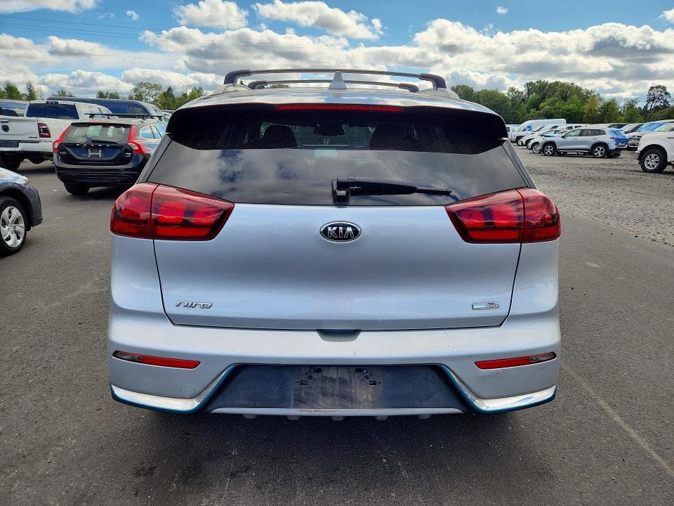 2018 KIA NIRO LX 6