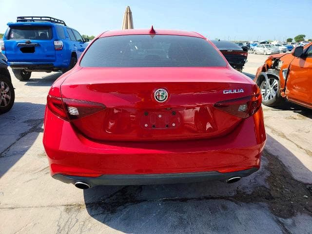 2020 ALFA ROMEO GIULIA 6