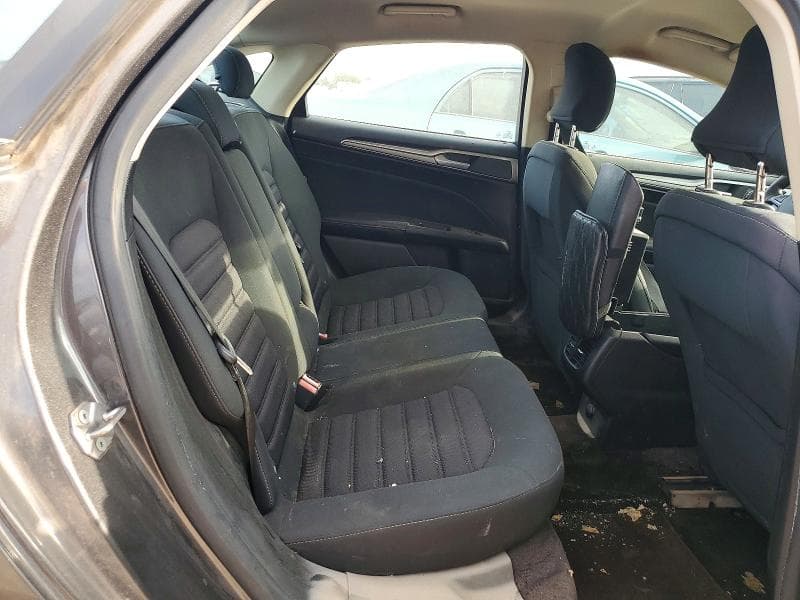 2017 FORD FUSION SE 10