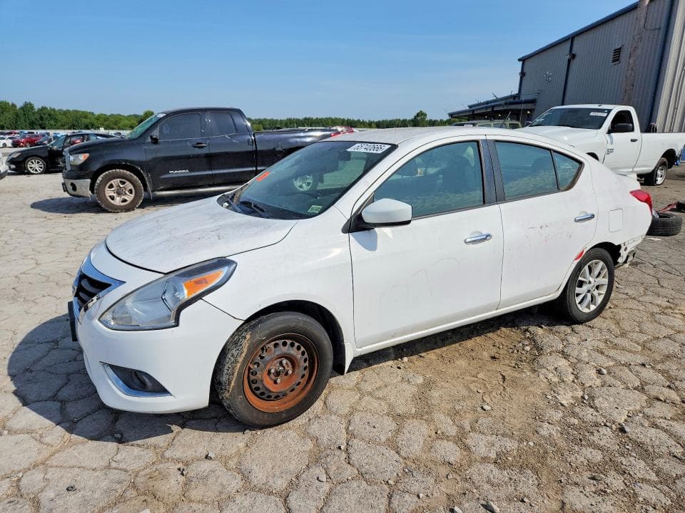 2019 NISSAN VERSA SV - 1