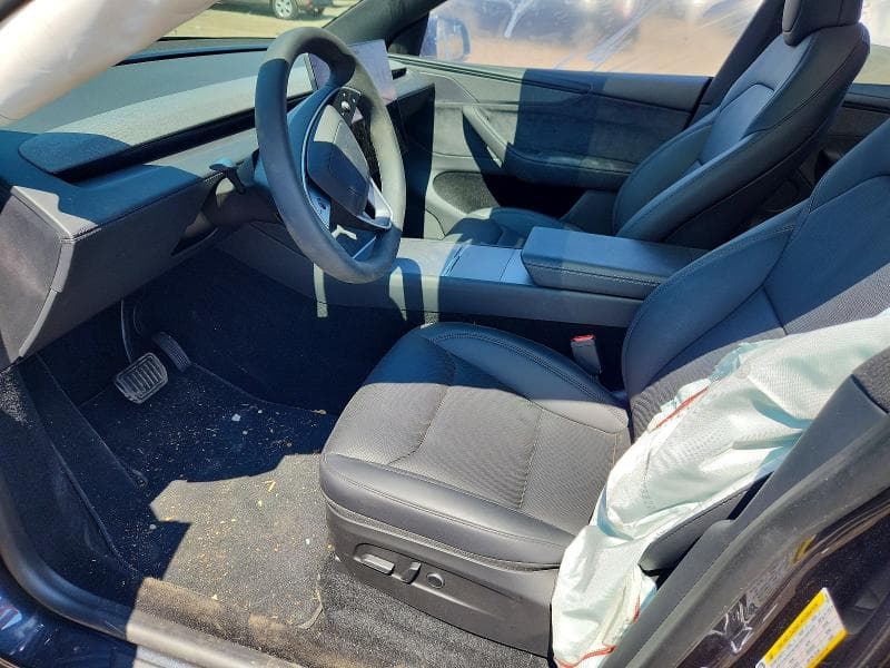 2026 TESLA MODEL Y 7