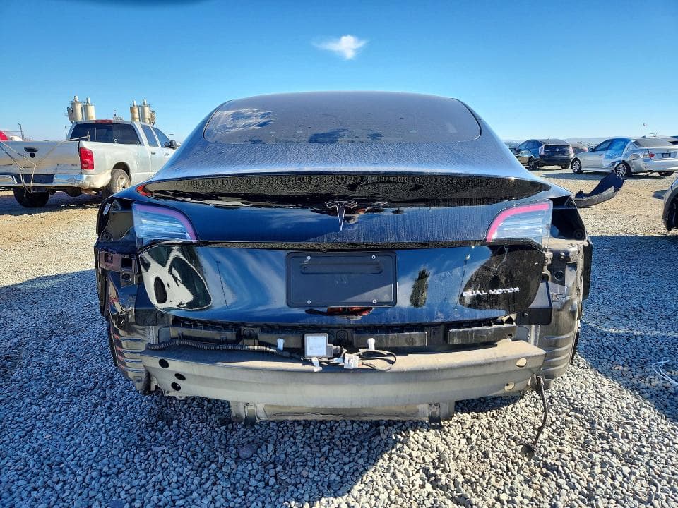 2022 TESLA MODEL 3 6