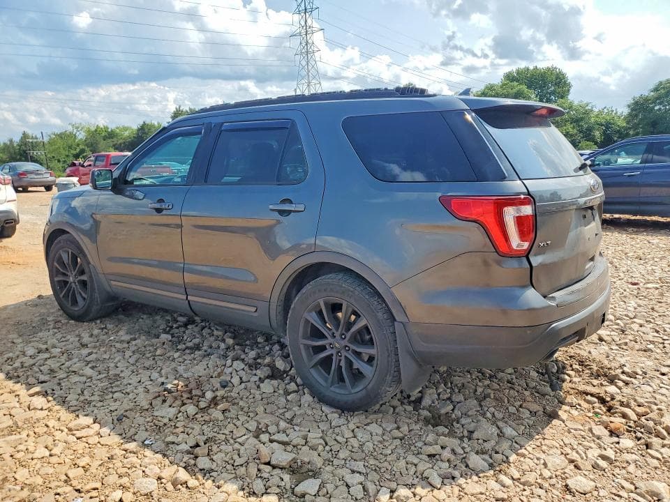 2018 FORD EXPLORER XLT 2
