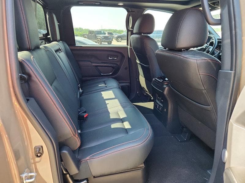2024 NISSAN TITAN PRO-4X 10