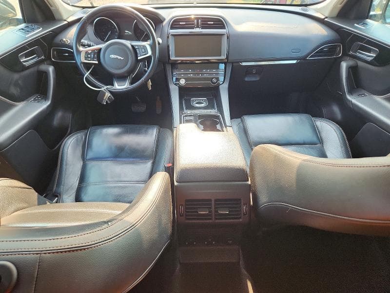 2020 JAGUAR F-PACE PRESTIGE 8