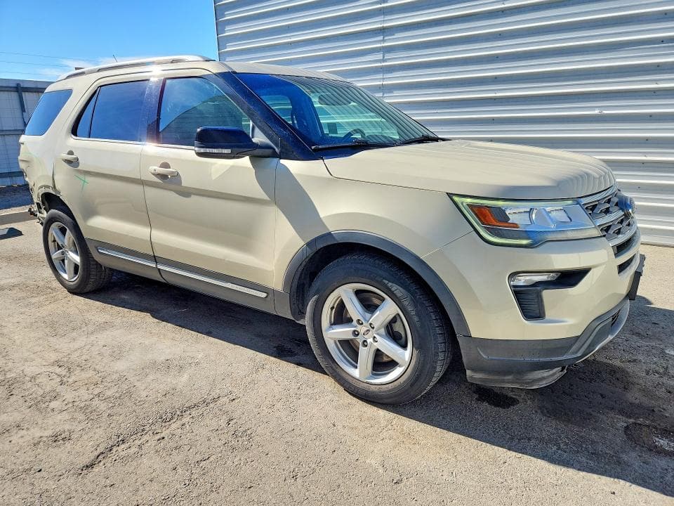 2018 FORD EXPLORER XLT 4