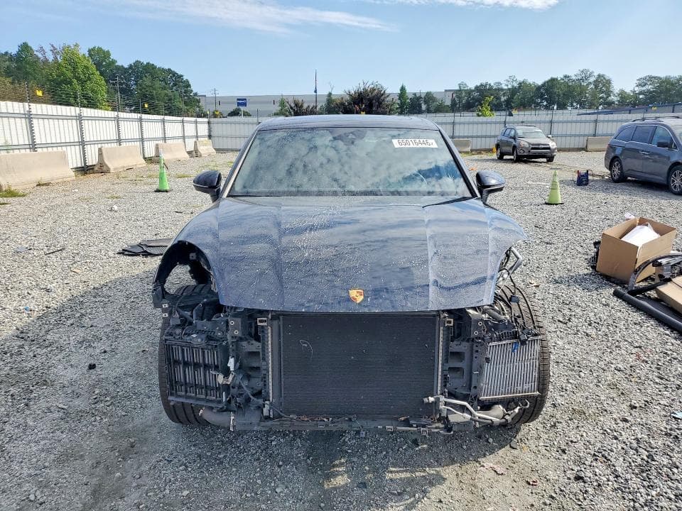 2021 PORSCHE CAYENNE 5