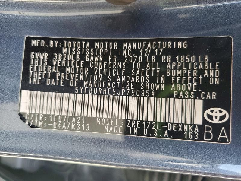 2018 TOYOTA COROLLA XLE 13