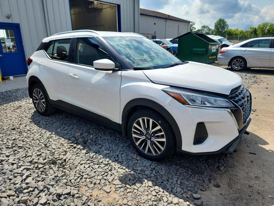 2023 NISSAN KICKS SV 4