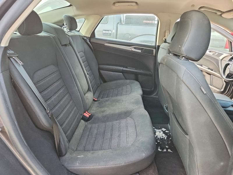 2020 FORD FUSION SE 10