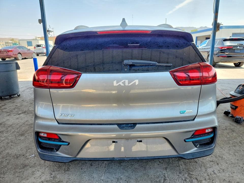 2022 KIA NIRO EV EX 6