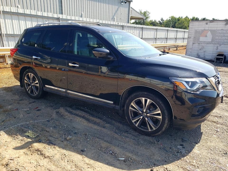 2017 NISSAN PATHFINDER PLATINUM 4