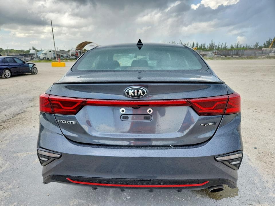 2021 KIA FORTE GT LINE 6