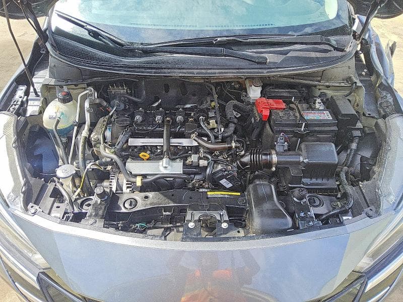 2025 NISSAN VERSA SV 11