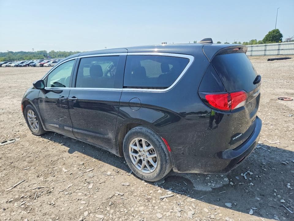 2023 CHRYSLER VOYAGER LX 2