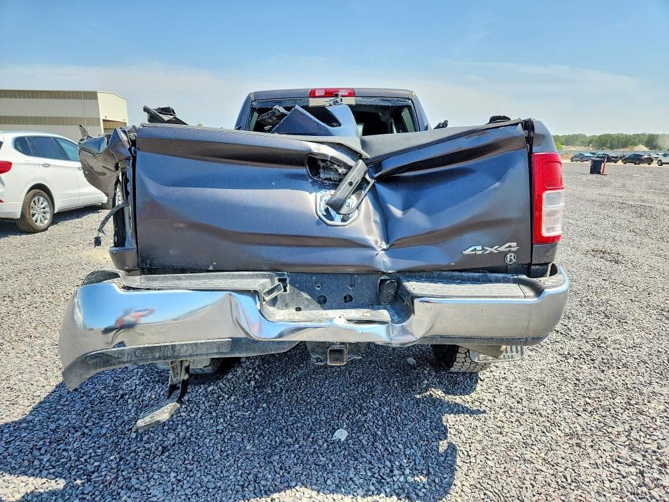 2023 RAM 2500 TRADESMAN 6