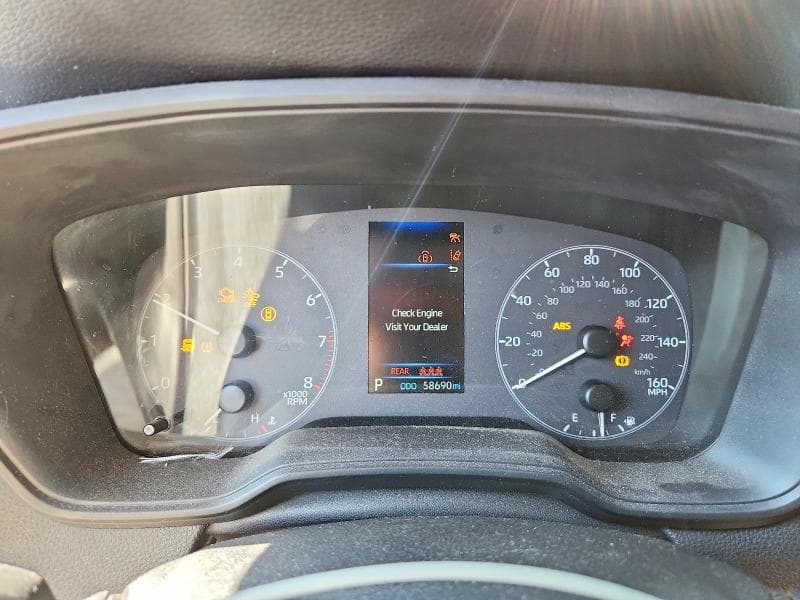 2024 TOYOTA COROLLA CROSS LE 9