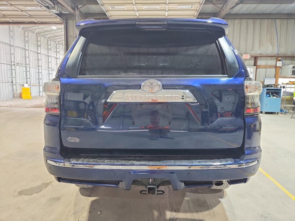 2022 TOYOTA 4RUNNER LIMITED 6