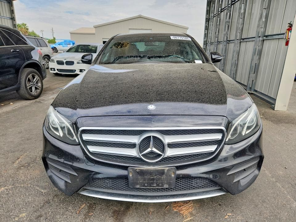 2017 MERCEDES-BENZ E 300 5