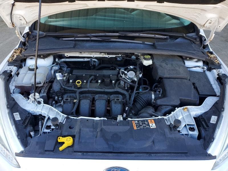 2017 FORD FOCUS SE 11