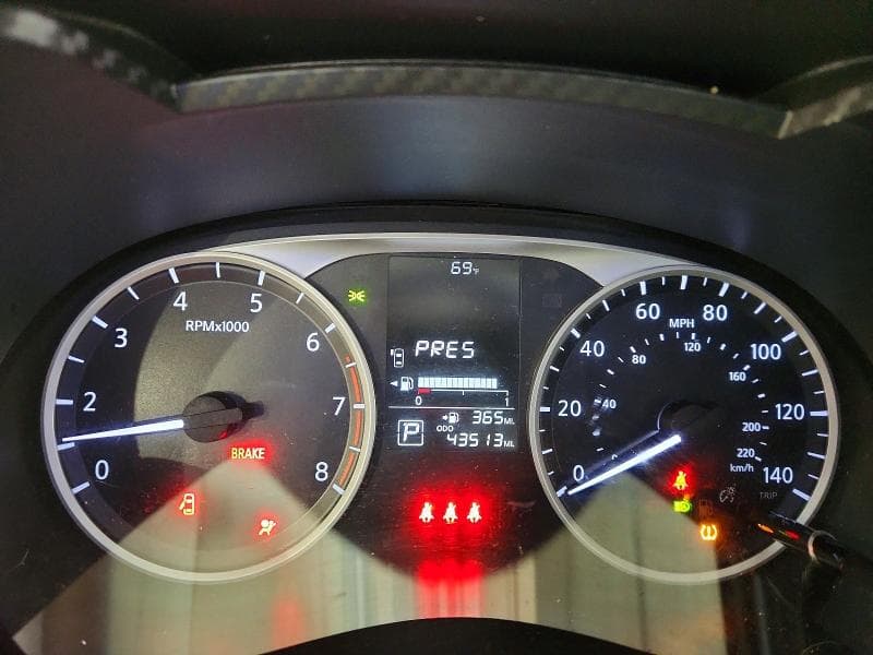 2024 NISSAN VERSA S 9