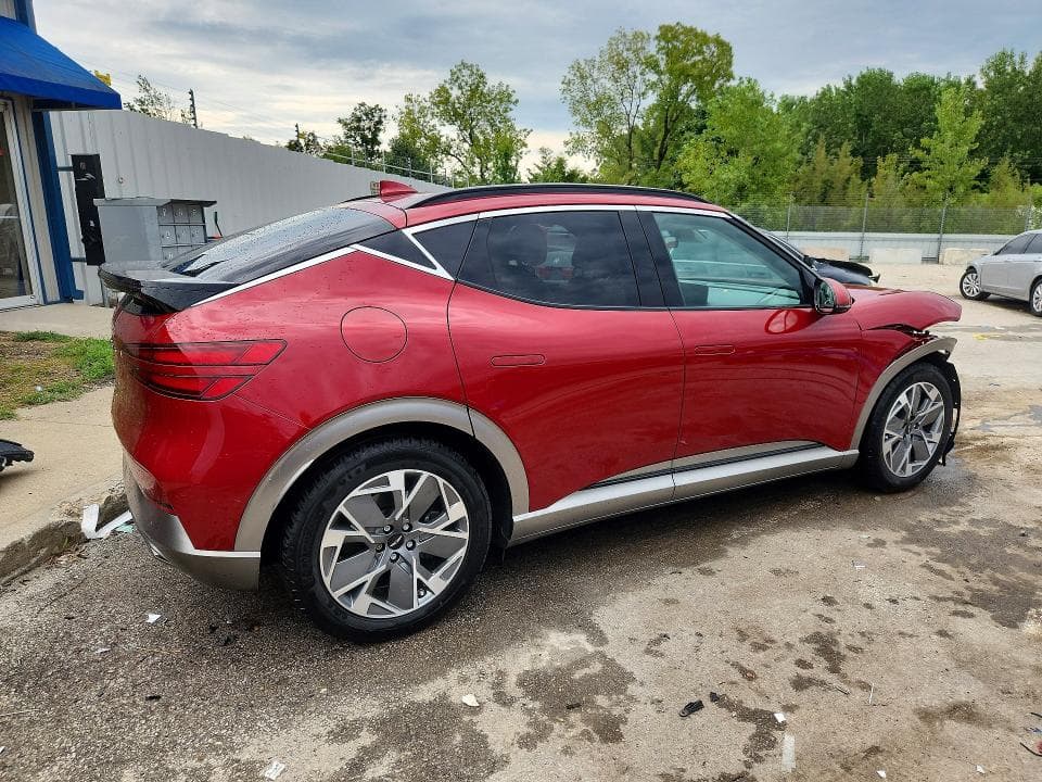 2024 GENESIS GV60 STANDARD 3