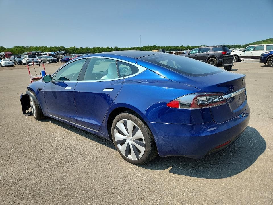 2020 TESLA MODEL S 2