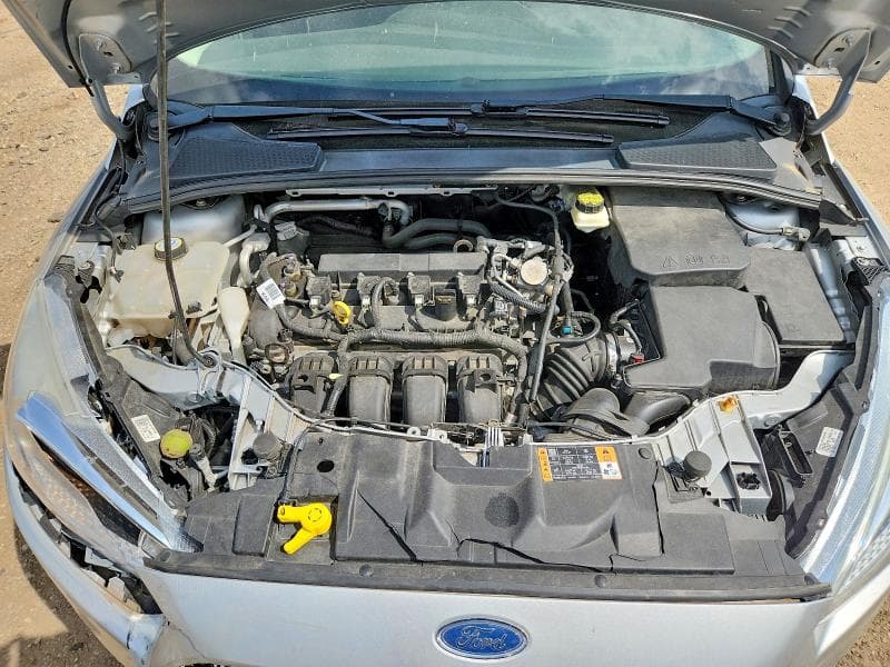 2017 FORD FOCUS SE 11