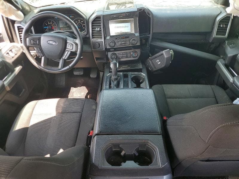 2017 FORD F150 SUPERCREW 8