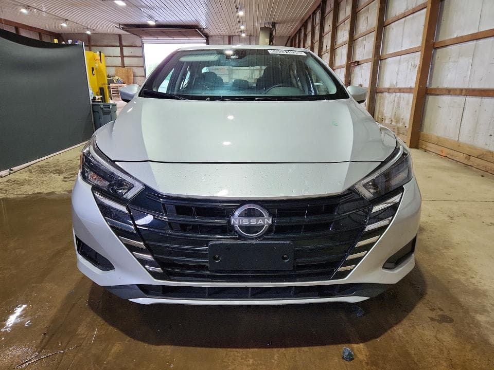 2025 NISSAN VERSA SV 5