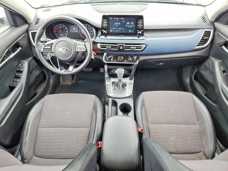 2021 KIA SELTOS S 8