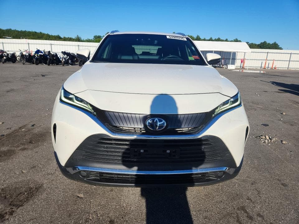 2021 TOYOTA VENZA XLE 5