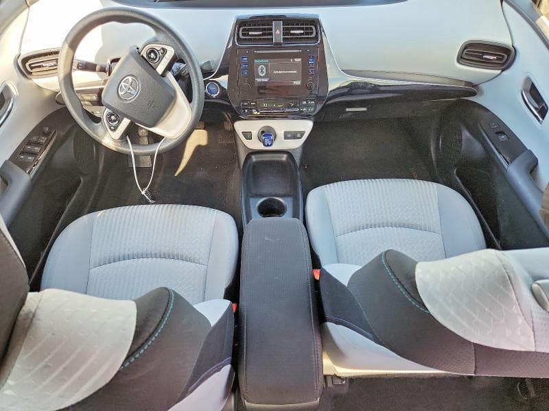 2018 TOYOTA PRIUS ONE 8